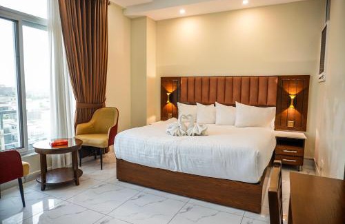 Fatehjang Hotel | Ambrina Hotel