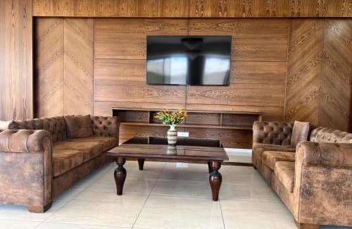 Aamchit Hotel | Amchit Grand Hotel