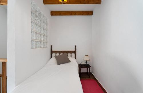 Santa Cruz de Tenerife House | Amelia House