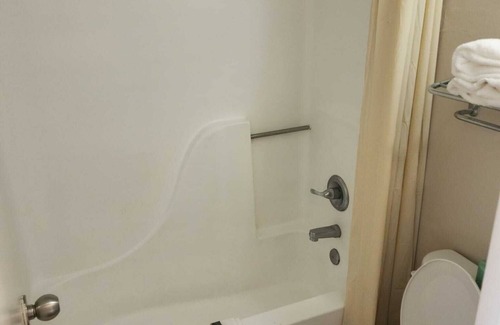 Chesapeake Hotel | American Inn Chesapeake – Portsmouth