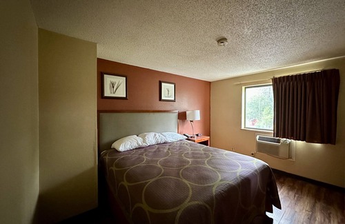 Alexander City Hotel | American Inn