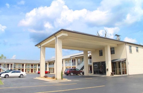 Paducah Hotel | American Inn