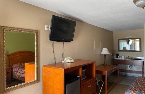 Baird Hotel | American Star Inn