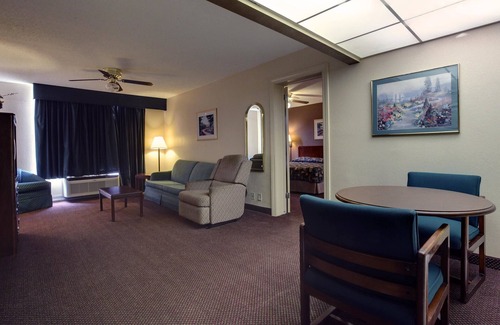 Marshall Hotel | Americas Best Value Inn Marshall