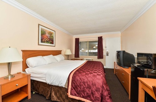 Oakland Hotel | Americas Best Value Inn Oakland Lake Merritt