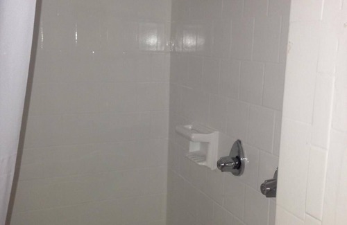 Oakland Hotel | Americas Best Value Inn Oakland Lake Merritt