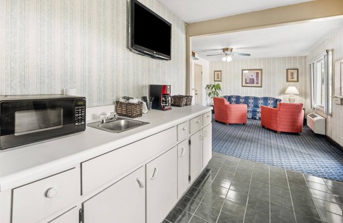 Roxboro Hotel | Americas Best Value Inn Roxboro