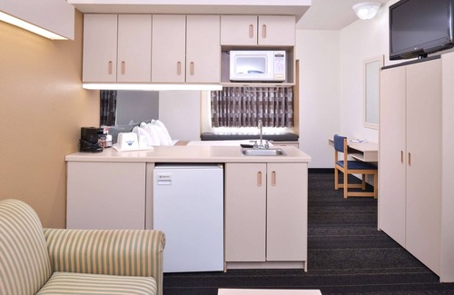 Maryville Hotel | Americas Best Value Inn & Suites Maryville