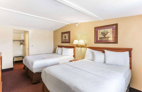 El Centro Hotel | Americas Best Value Inn & Suites El Centro