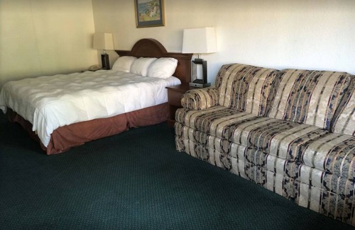 Wilson Apartment | Americas Best Value Inn Wilson - UNIT 14 ONE BED FIRST FLOOR