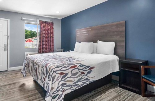 Siloam Springs Hotel | Americas Best Value Inn & Suites Siloam Springs