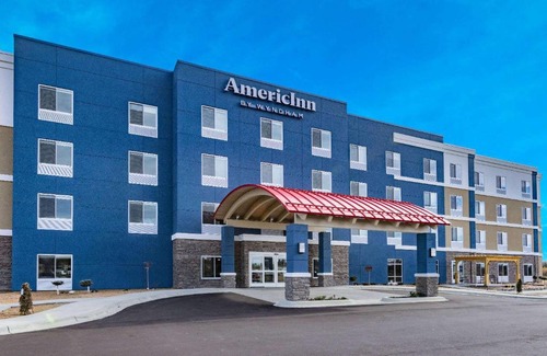 International Falls Hotel | AmericInn by Wyndham International Falls