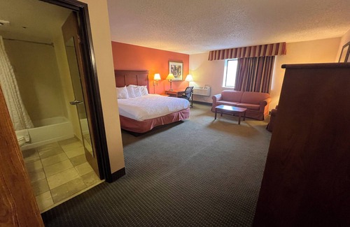 Omaha Hotel | AmericInn by Wyndham Omaha
