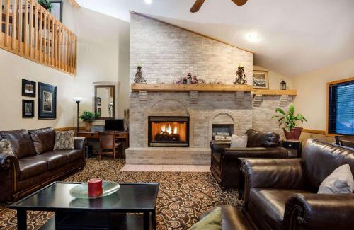 Tomah Hotel | AmericInn by Wyndham Tomah