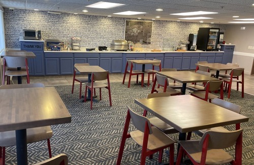 Valley City Hotel | AmericInn by Wyndham Valley City - Conference Center