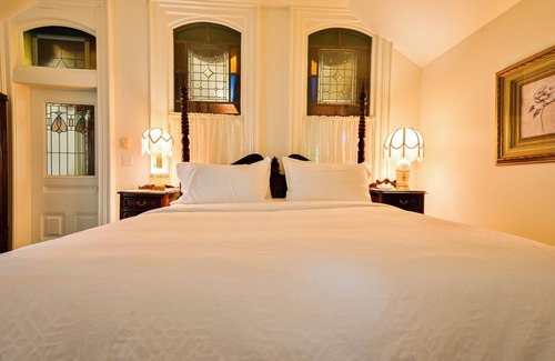 Rockland Bed & Breakfast | Amethyst Inn at Regents Park