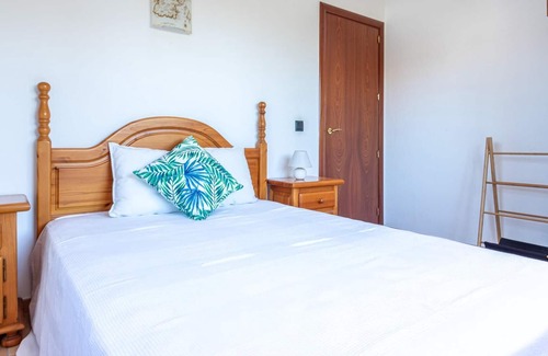 Sant Pere Pescador Ski Chalet | Amfora 63 Garden, integrated pool, barbecue, wi-fi, garage