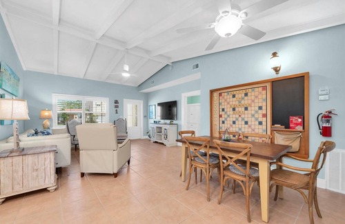 Anna Maria House | AMI North End Private Heated Pool. 1.2 blocks to beach!
