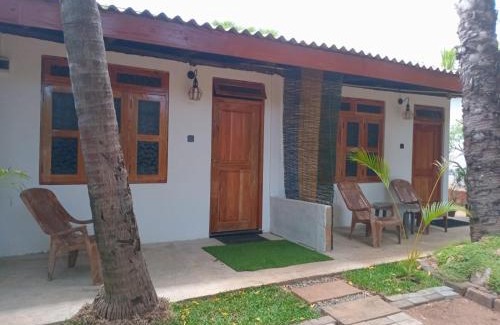 Trincomalee House | Amila Guest
