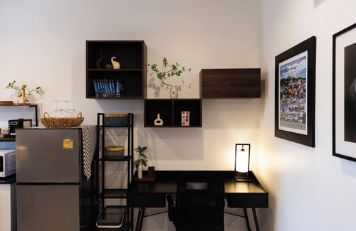 Chang Khlan Hotel | AMIRI PLACE HOTEL