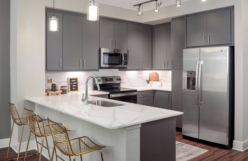 Addison Condo | AMLI Addison