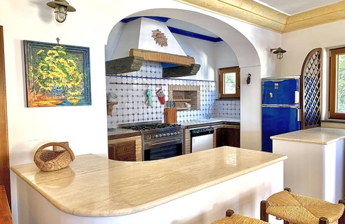 Positano Ski Chalet | AMORE RENTALS - Casa Vira with Sea View, a Few Steps Away from the Beach
