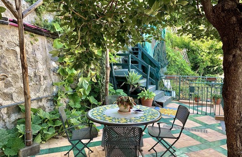 Positano Ski Chalet | AMORE RENTALS - Casa Vira with Sea View, a Few Steps Away from the Beach