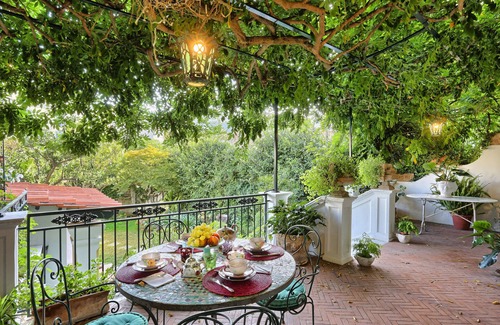 Sorrento City Centre Villa | AMORE RENTALS - Villa Sofia with Terrace and Air Conditioning