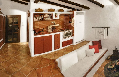 Egira Apartment | Ampelos Estate