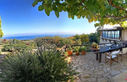 Egira Apartment | Ampelos Estate