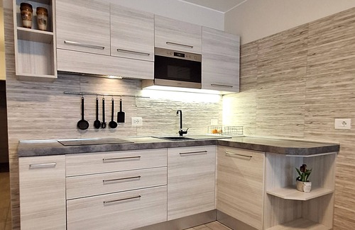 Lazise Apartment | Ampio Appartamento Lago di Garda a 5 Minuti dai Parchi Divertimento