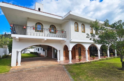 Cuenca House | Amplia y cómoda casa ubicada a 5k del Centro Históricon¡Ideal para vacacionar!