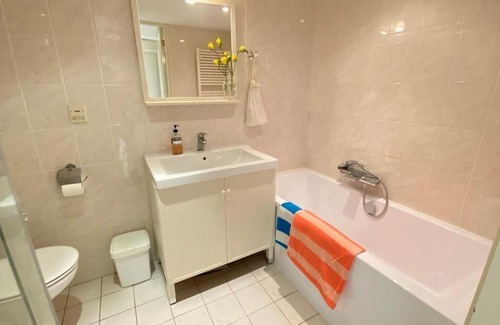 Egmond aan Zee Apartment | Amstel BeachHouse Egmond aan Zee, 50m from the beach!