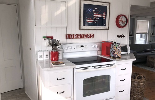 Rockport Cottage | An Autumn Beach retreat - steps from ocean, drive to apple picking, local farms!