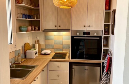 Salamis House | An hour from central Athens, 2 bedroom house. Salamina