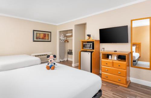 Anaheim Resort Hotel | Anaheim Islander Inn and suites near Park and Convention center