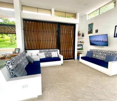 Anapoima House | Anapoima Casa Finca Piscina, Jacuzzi, Golf y Tenis