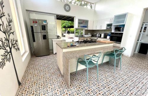 Anapoima House | Anapoima Casa Finca Piscina, Jacuzzi, Golf y Tenis