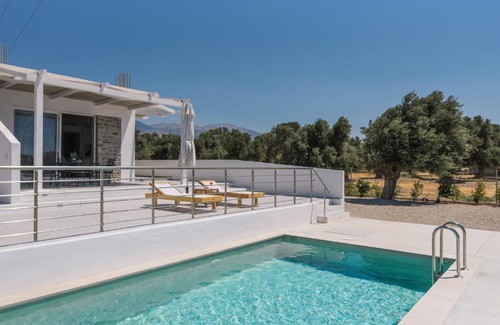 Faistos Apartment | ANASTASIA'S Luxury Homes
