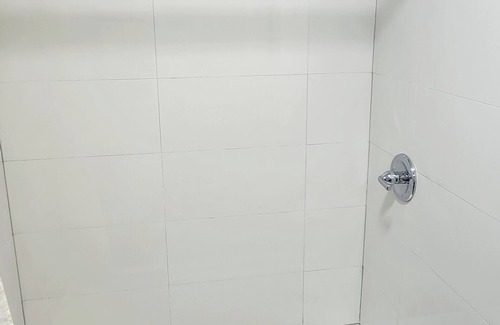 New Johnsonville Hotel | Anchor inn