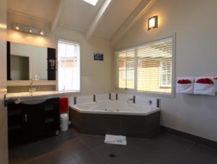 Coromandel Hotel | Anchor Lodge Motel