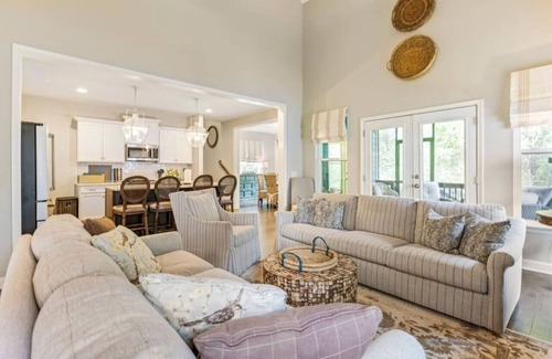 Tullahoma House | Anchor & Oar Cottage