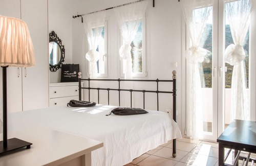 Kipri Villa | Andros Luxury House - for families groups - Pool, Seaview, 250m Beach