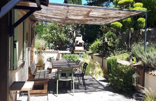 Anduze Villa | ANDUZE quiet calme rustig