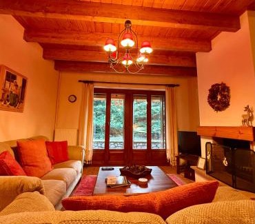Kato Pedina Ski Chalet | Anemoria Chalets-Castalia Chalet
