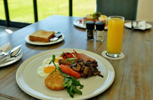 Newcastle Hotel | ANEW Resort Vulintaba Newcastle