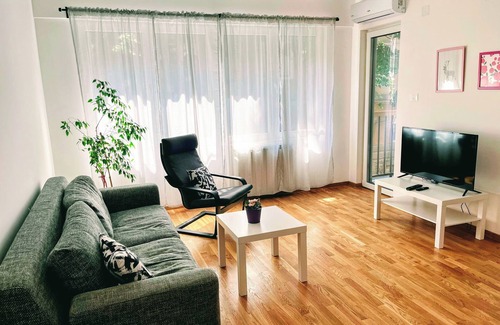 Centar House | Angela's1-bedroom condo in Skopje center