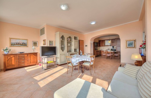 Cecina House | Angela -terrace & Beautiful View Lake