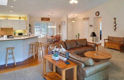 Hot Springs Village House | Angler's Cove - Angler Kayaks Stunning Lake View