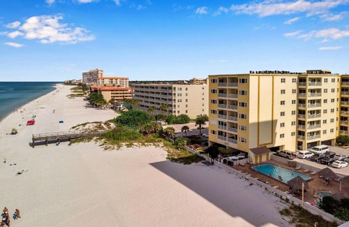 Redington Shores Apartment | Anglers Cove 306